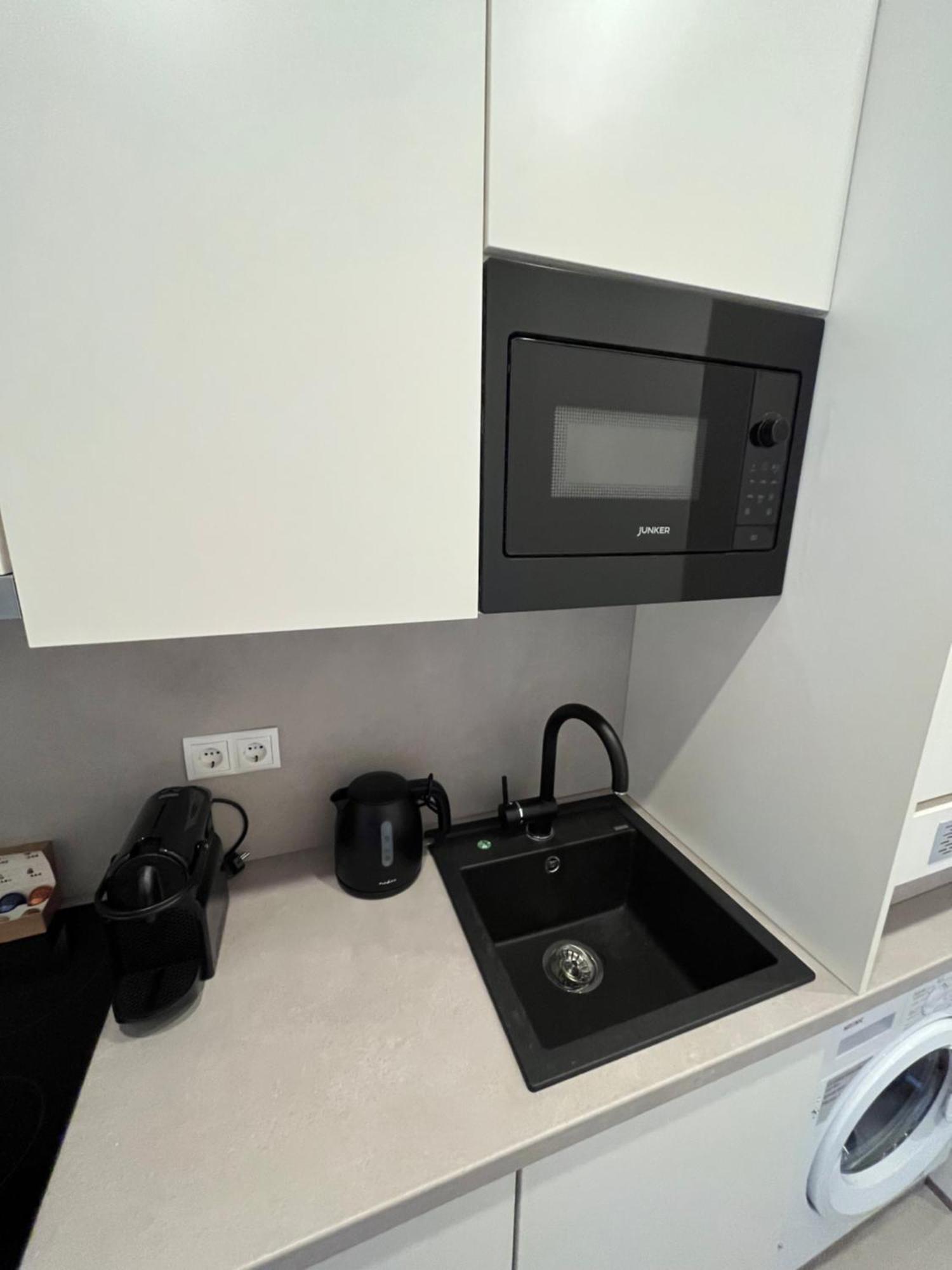 Apartment Schoenbrunn Near Metro Wien