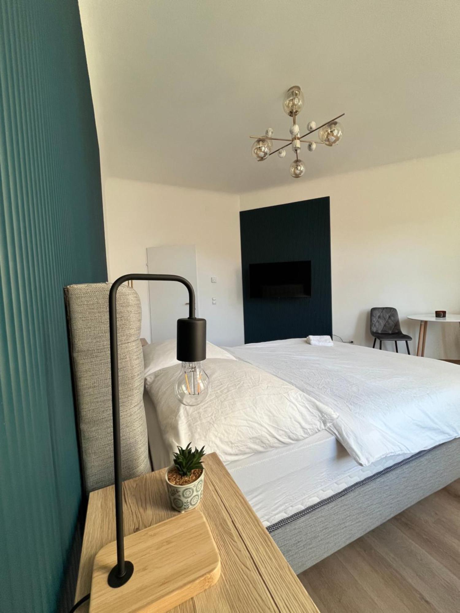 Apartment Schoenbrunn Near Metro Wien